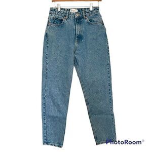 Zara High Wasted, Mom Fit Stone Wash Denim